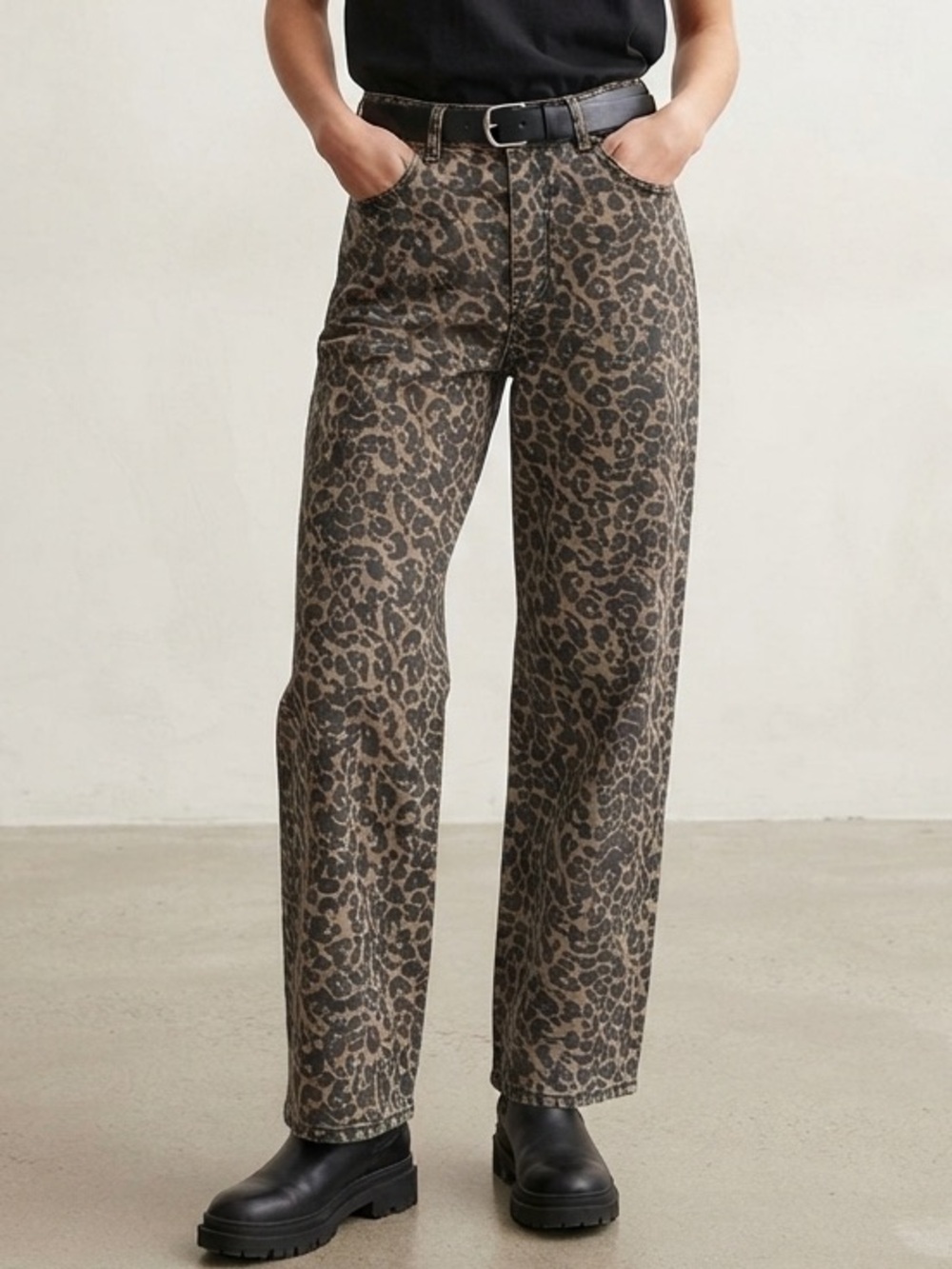 Simons Twik Sz 28 Leopard Print Relaxed Casual Wide Leg Pants